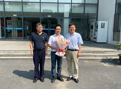 说明: http://xcb.usts.edu.cn/__local/E/F1/29/9B6FAD8E8886963DE83EE116497_8821CA6D_23D9E.jpg