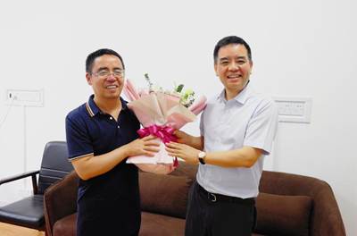 说明: http://xcb.usts.edu.cn/__local/A/07/8C/57936BECCFD36C0D82ECBE7AC5B_0F329C8E_D6E0.jpg