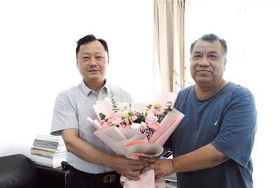 说明: http://xcb.usts.edu.cn/__local/F/2D/D3/A06EF124B3D501DB4447B9A267F_61FF7821_F22A.jpg